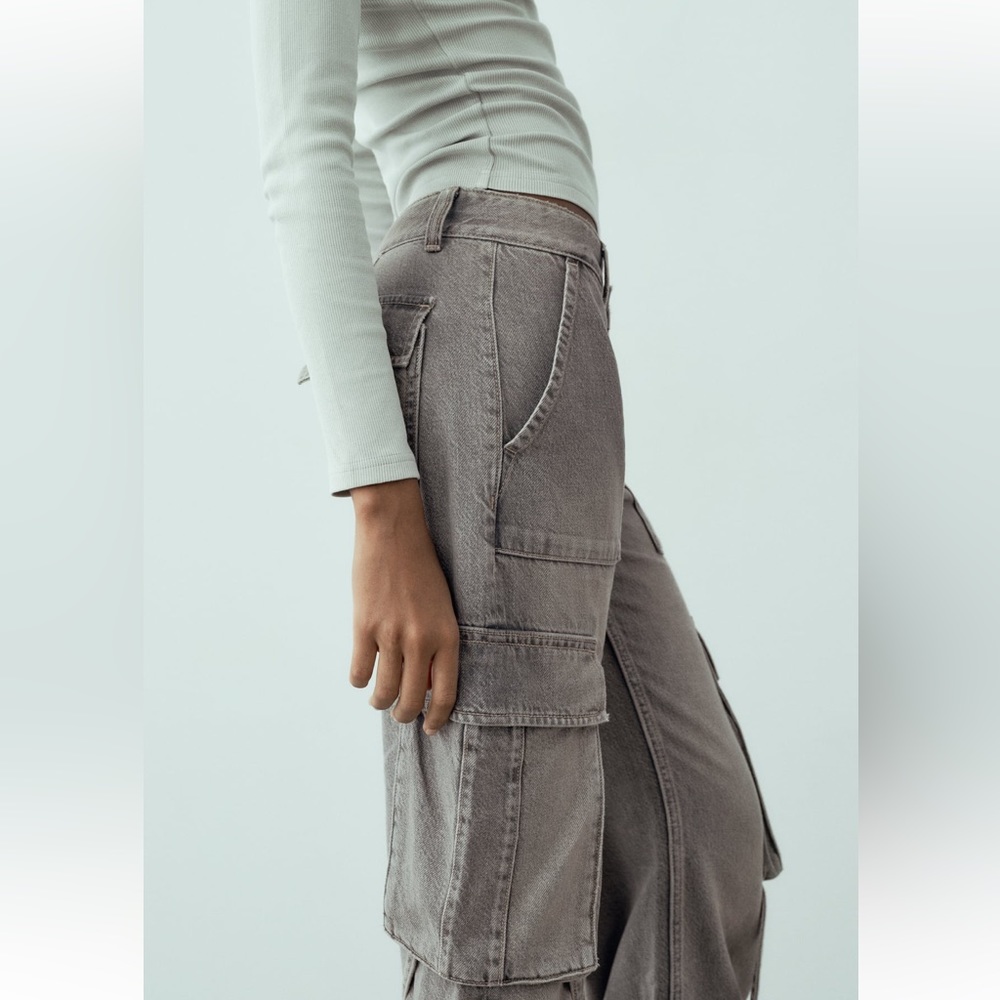 ZARA MID-RISE TRE CARGO JEANS 8197/237 310/015 - Picture 4 of 8
